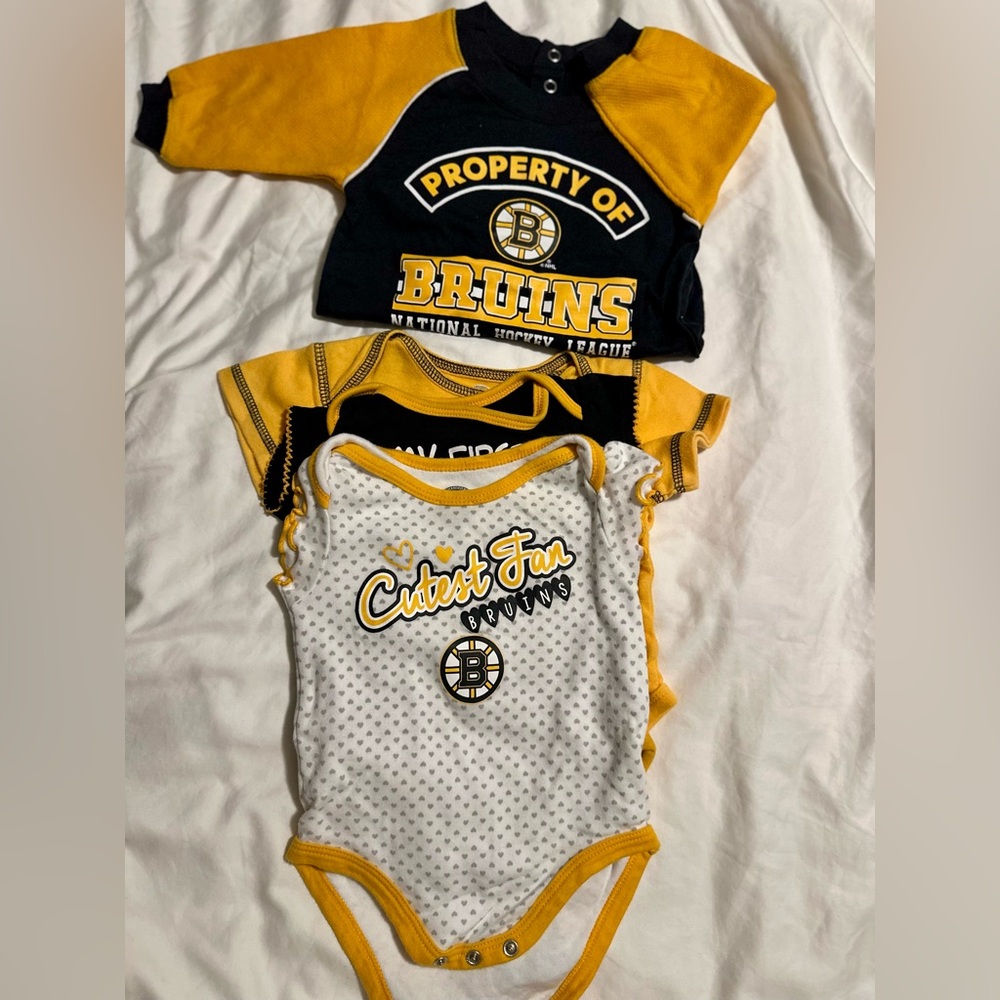 Boston Bruins Baby Onesies Bundle